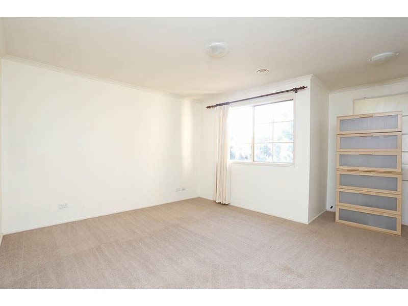 12 Peppermint Grove, Box Hill South VIC 3128