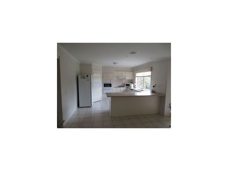68 King Arthur Drive, Glen Waverley VIC 3150