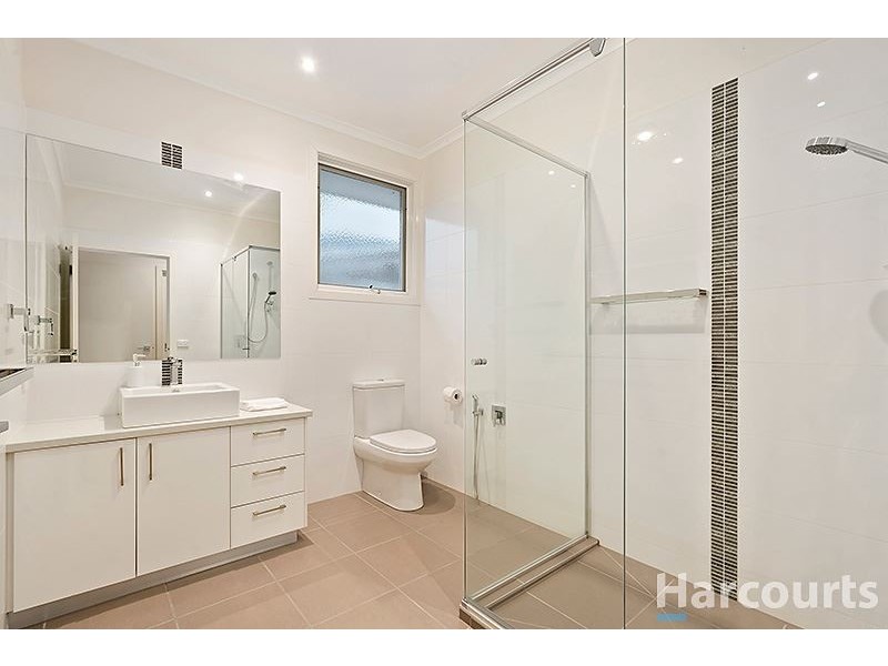 27 Highwood Drive, Wheelers Hill VIC 3150