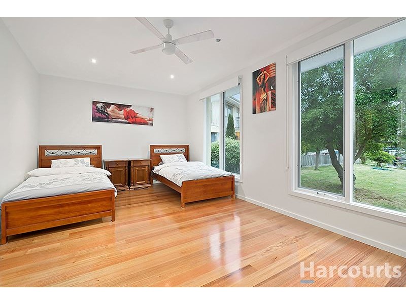 27 Highwood Drive, Wheelers Hill VIC 3150