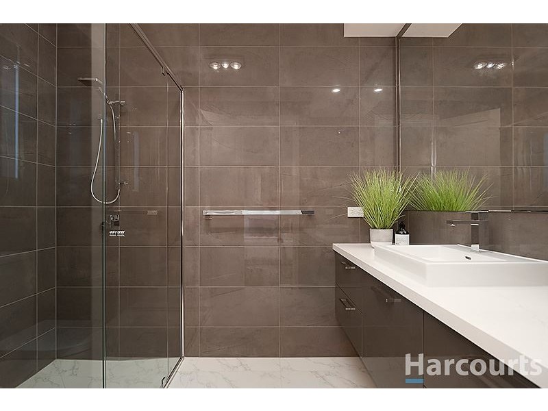 17 Hammence Street, Glen Waverley VIC 3150