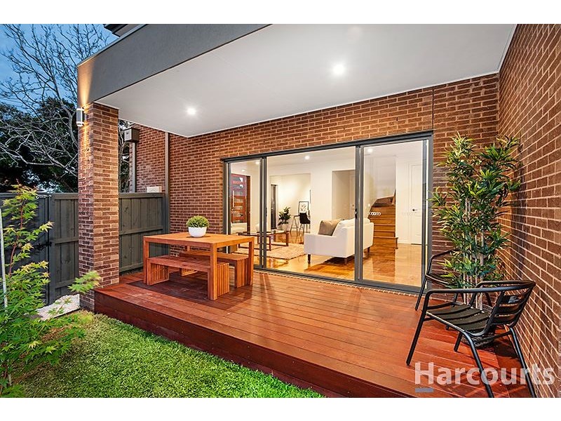 17 Hammence Street, Glen Waverley VIC 3150