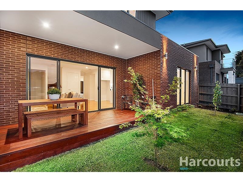 17 Hammence Street, Glen Waverley VIC 3150
