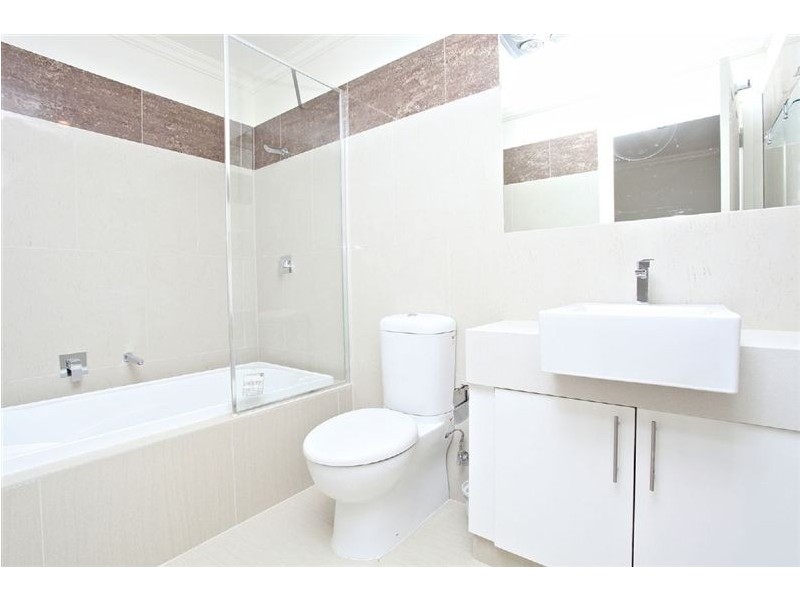 B/619 Highbury Road, Burwood East VIC 3151