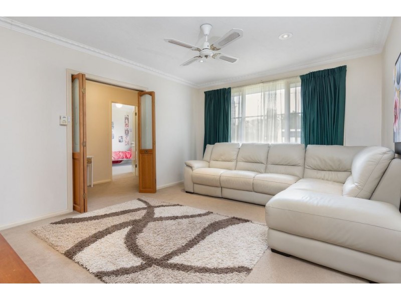 26 Bennett Avenue, Mount Waverley VIC 3149