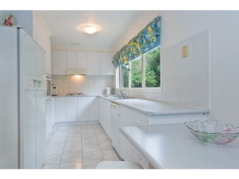 17 Latham Court, Glen Waverley VIC 3150