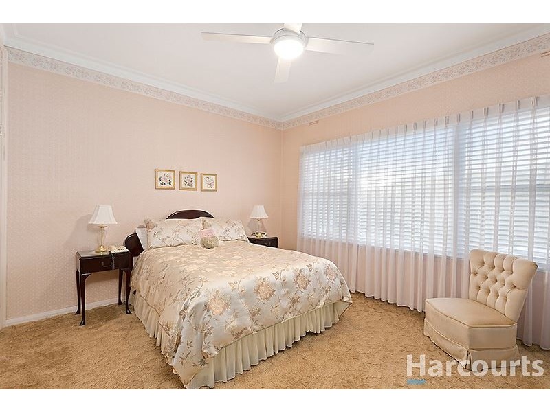 8 Norfolk Street, Glen Waverley VIC 3150