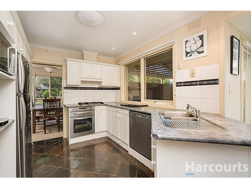 97 View Mount Road, Glen Waverley VIC 3150