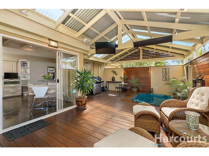 97 View Mount Road, Glen Waverley VIC 3150