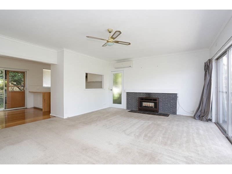 33 Woolston Drive, Frankston South VIC 3199