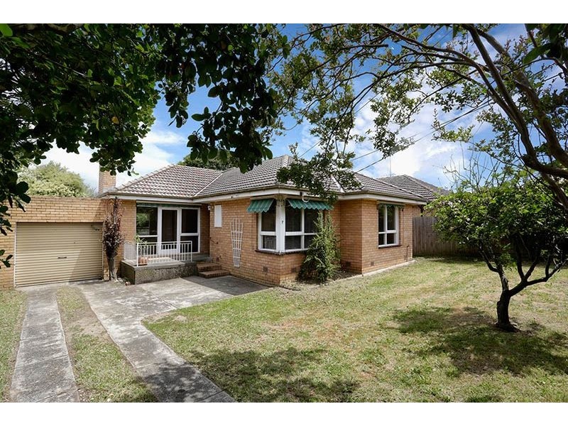 7 Fraser Street, Glen Waverley VIC 3150