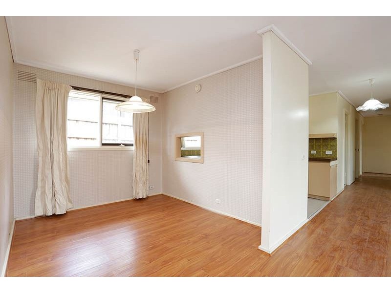 1 Wilton Crescent, Wheelers Hill VIC 3150