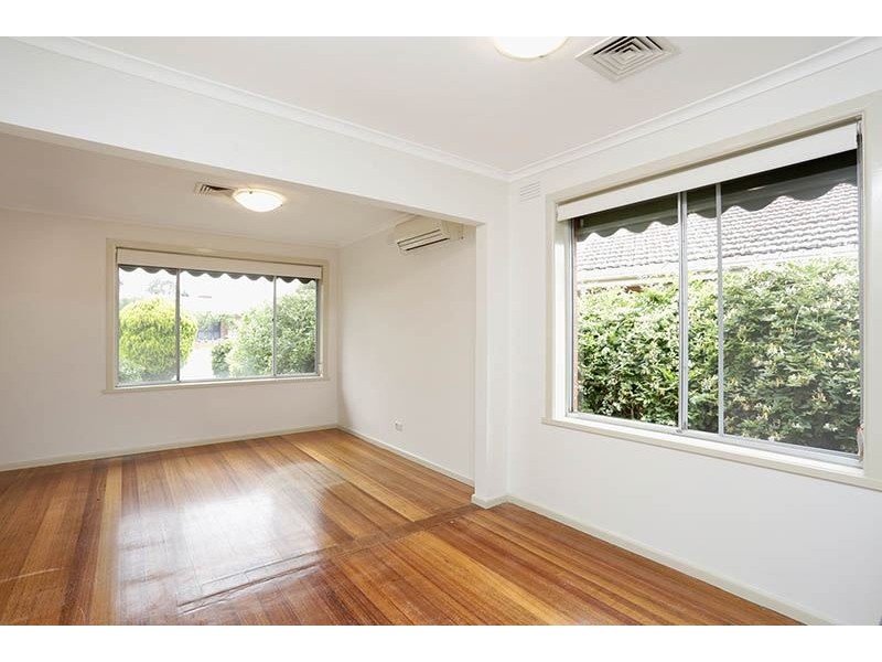 35 Rivett Crescent, Mulgrave VIC 3170