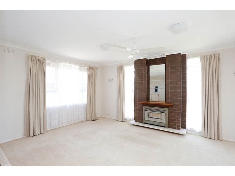8 Stableford Avenue, Glen Waverley VIC 3150