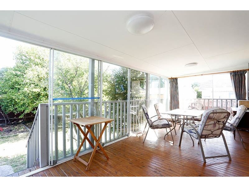 34 Ranfurlie Drive, Glen Waverley VIC 3150