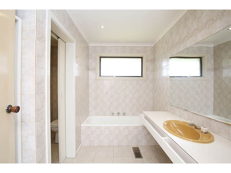 6 Buller Drive, Glen Waverley VIC 3150