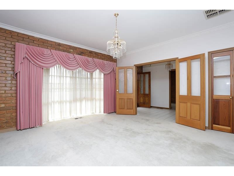 32 Remington Drive,, Glen Waverley VIC 3150
