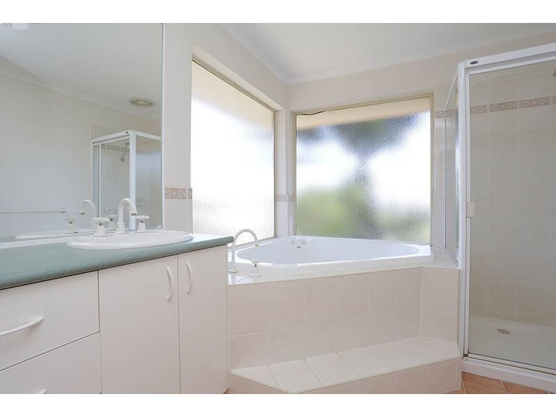 12 Morawa Drive, Mulgrave VIC 3170