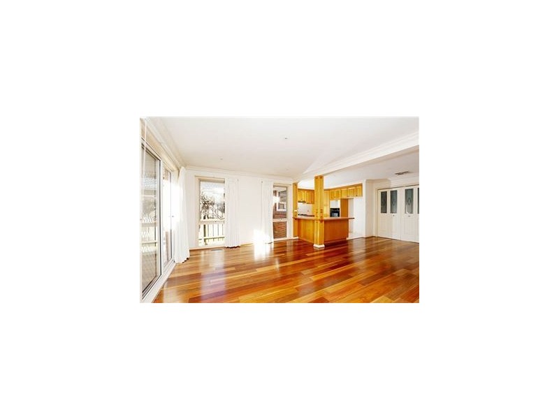 A/3 Hinkler Rd, Glen Waverley VIC 3150