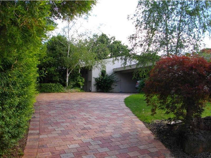 2 Wyatt Court, Glen Waverley VIC 3150