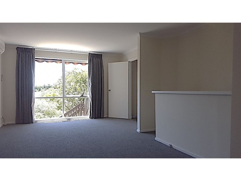 35 Ivanhoe Street, Glen Waverley VIC 3150