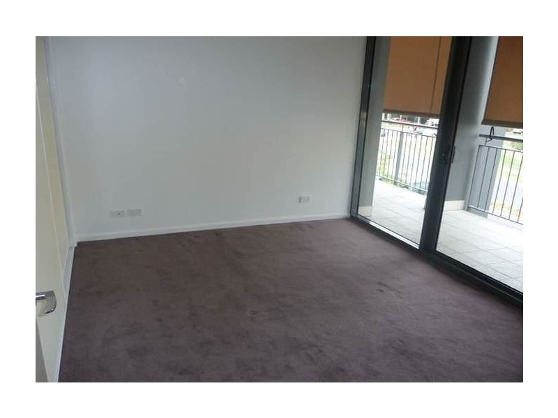 12/2-4 Blair Road, Glen Waverley VIC 3150