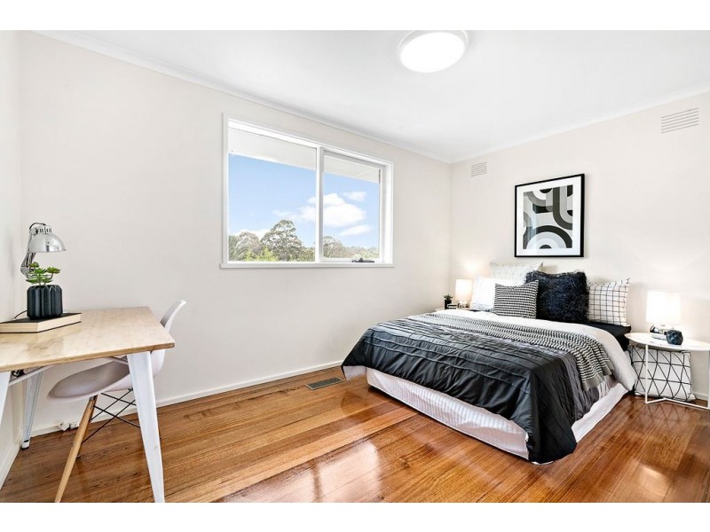 45 Knights Drive, Glen Waverley VIC 3150