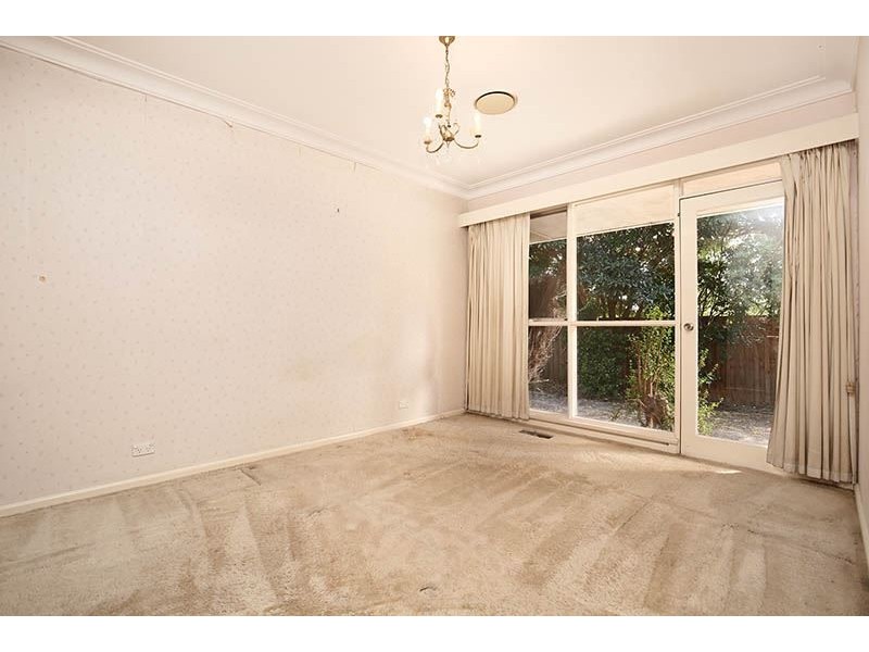 13 Trenton Avenue, Glen Waverley VIC 3150