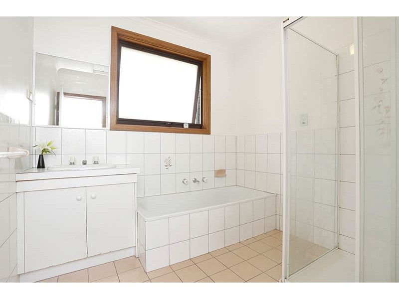 2/6 Waratah Street, Glen Waverley VIC 3150