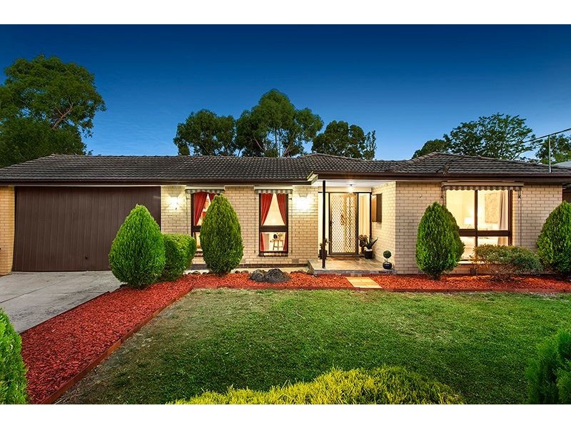 4 Westlands Road, Glen Waverley VIC 3150