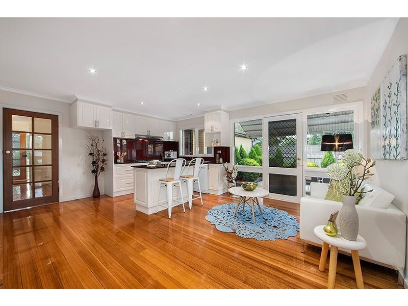 4 Westlands Road, Glen Waverley VIC 3150