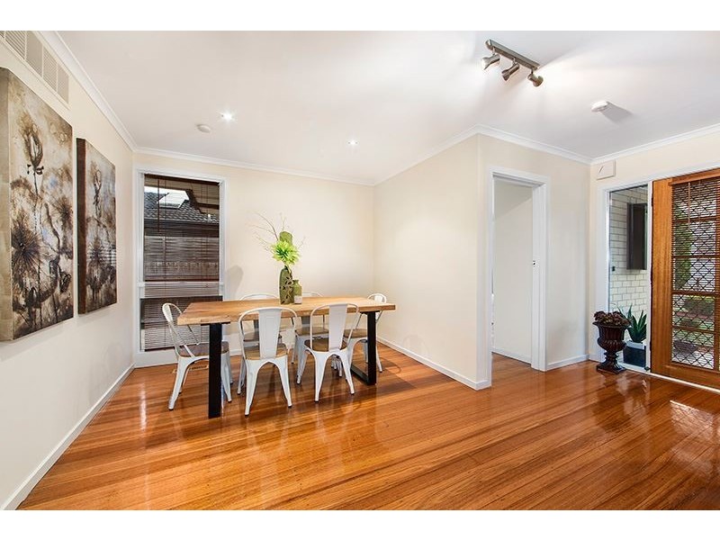 4 Westlands Road, Glen Waverley VIC 3150