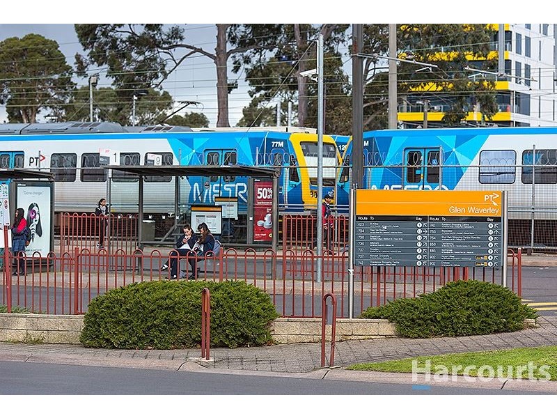 21 Aurisch Avenue, Glen Waverley VIC 3150