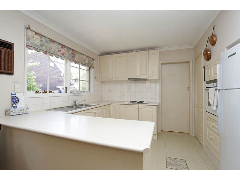 17 Monash Drive, Mulgrave VIC 3170