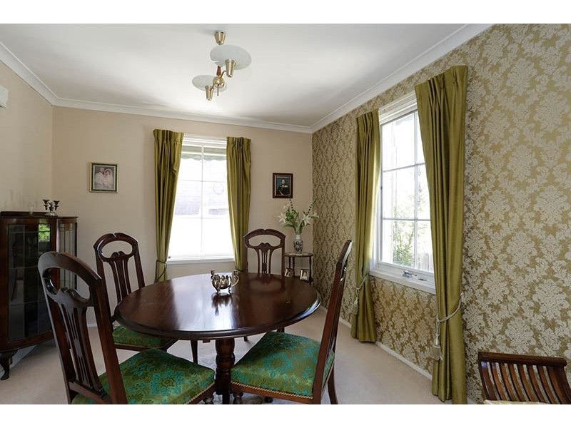 17 Monash Drive, Mulgrave VIC 3170