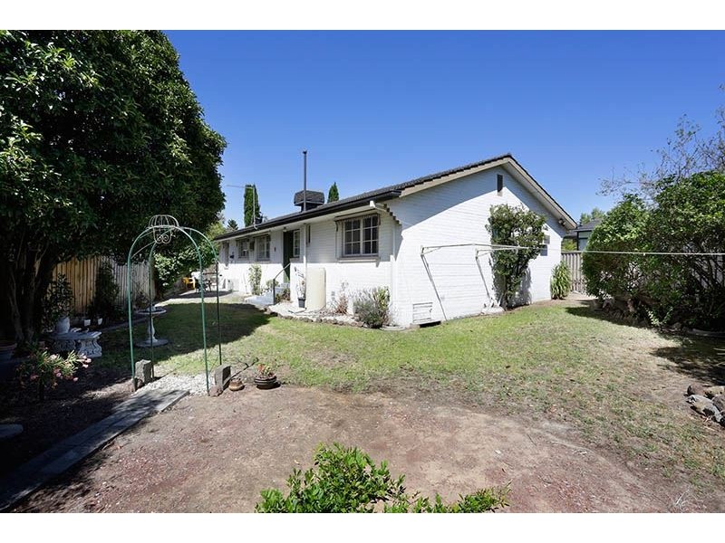 17 Monash Drive, Mulgrave VIC 3170