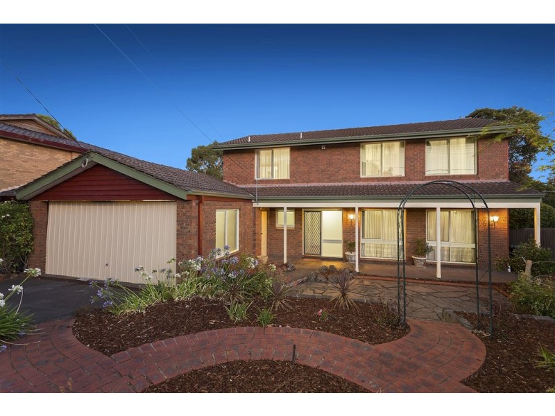 18 Cowrie Street, Glen Waverley VIC 3150