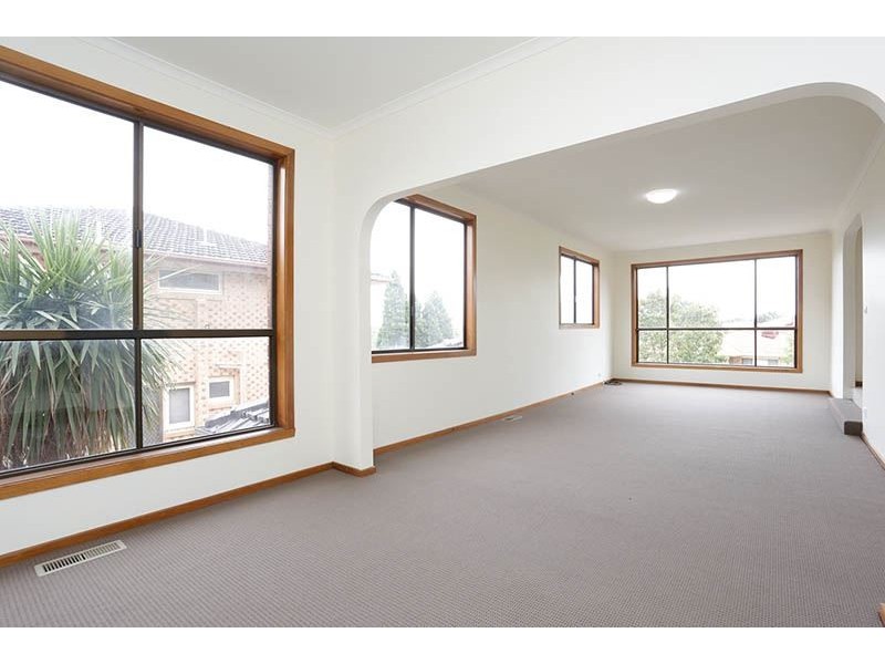 11 Merran Court, Wheelers Hill VIC 3150