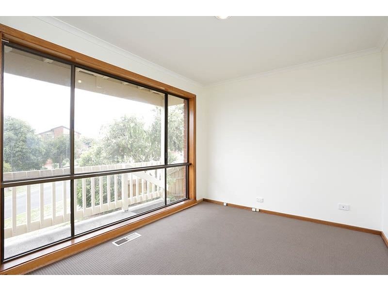 11 Merran Court, Wheelers Hill VIC 3150