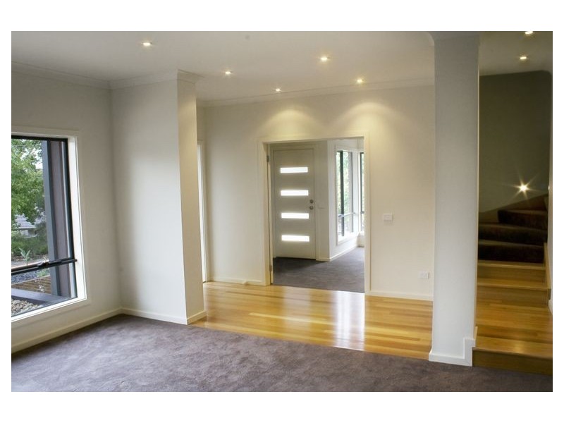 9 St Johns Wood Road, Mount Waverley VIC 3149