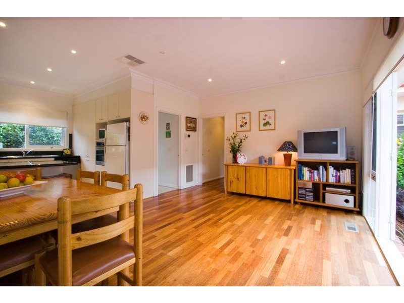 50 Charlton Street, Mount Waverley VIC 3149