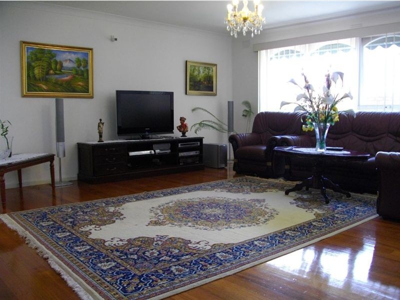 6 Cascade Drive, Vermont South VIC 3133