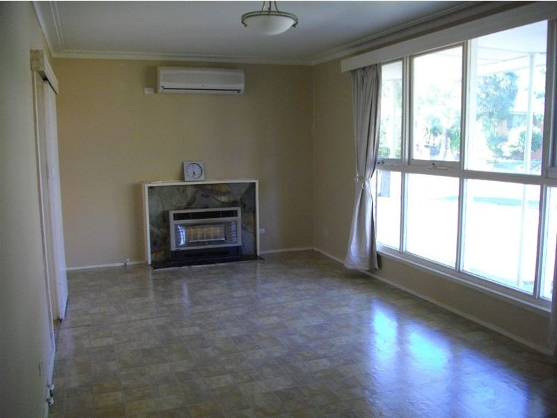 24 Kincumber Drive, Glen Waverley VIC 3150