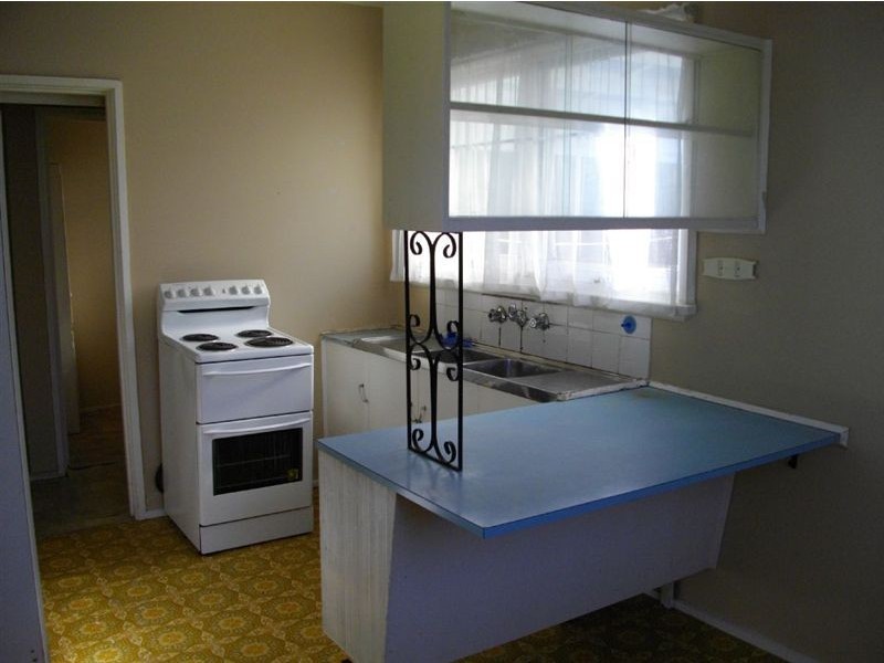 24 Kincumber Drive, Glen Waverley VIC 3150