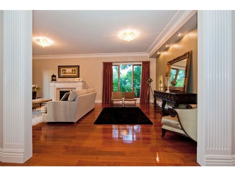 27 Verdun Street, Surrey Hills VIC 3127