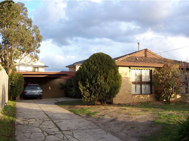 22 Mavista Avenue, Glen Waverley VIC 3150