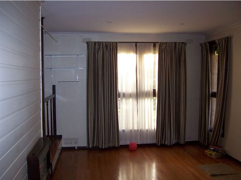 22 Mavista Avenue, Glen Waverley VIC 3150