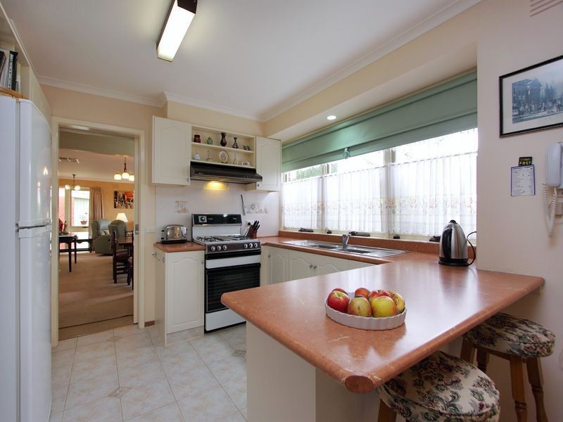 5 Sagramore Court, Glen Waverley VIC 3150