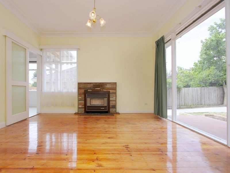 7 Lemon Grove, Mount Waverley VIC 3149