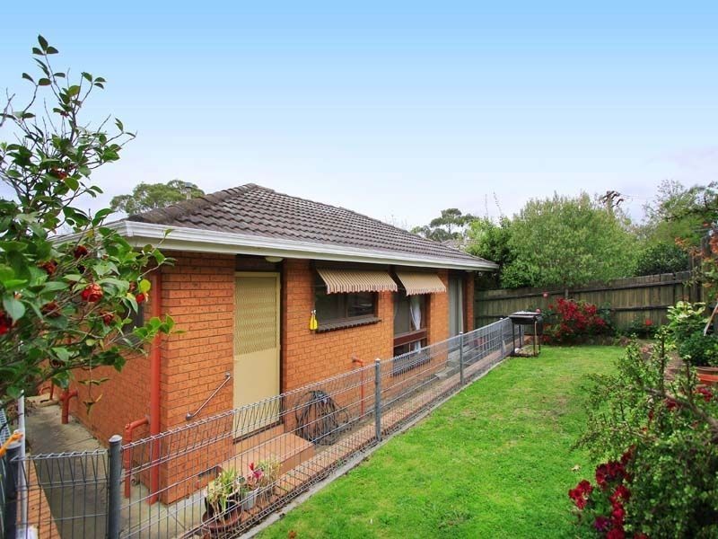 4/49 Hinkler Road, Glen Waverley VIC 3150
